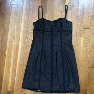 Elizabeth and James Dress size 6